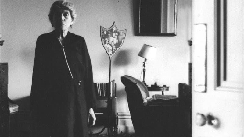 Richard Compton-Burnett: “Vi racconto la mia cattivissima zia Ivy vera rivale di Virginia Woolf”