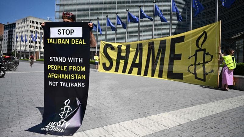 Bruxelles, 23 giugno: la protesta di Amnesty International davanti alla Commissione europea