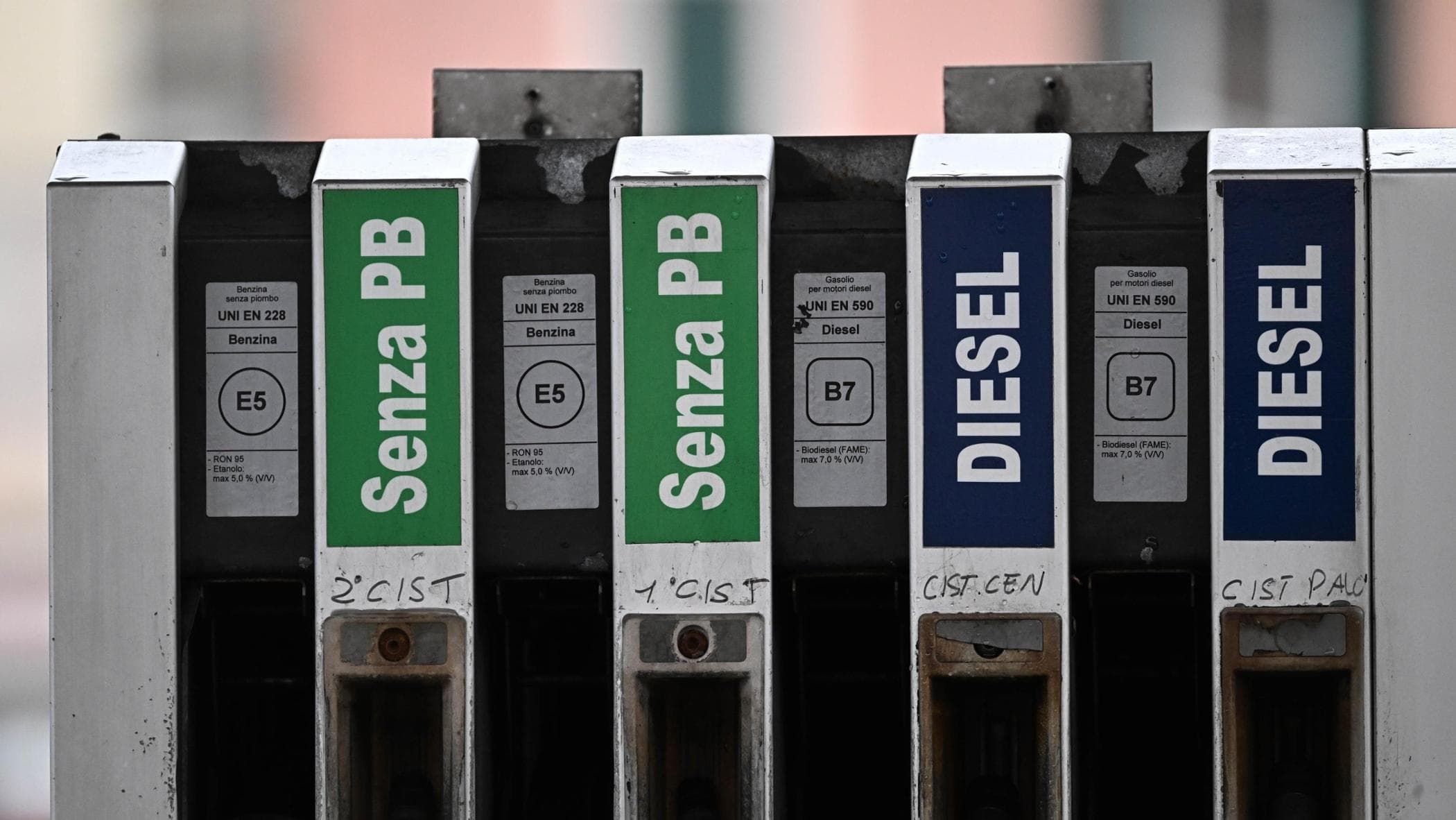 Akaryakıt Fiyatları: Urso, Başlıca Petrol Şirketlerini Toplantıya Çağırdı