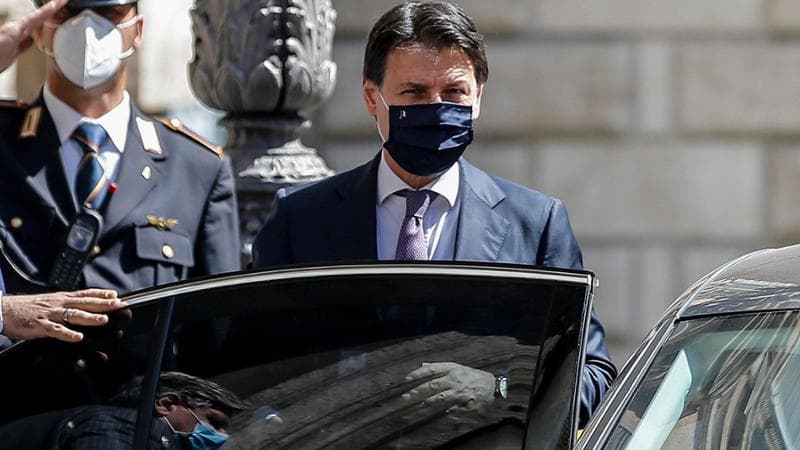 Covid, la sfida di Conte: “La commissione mi senta ma non intendo lasciarla”