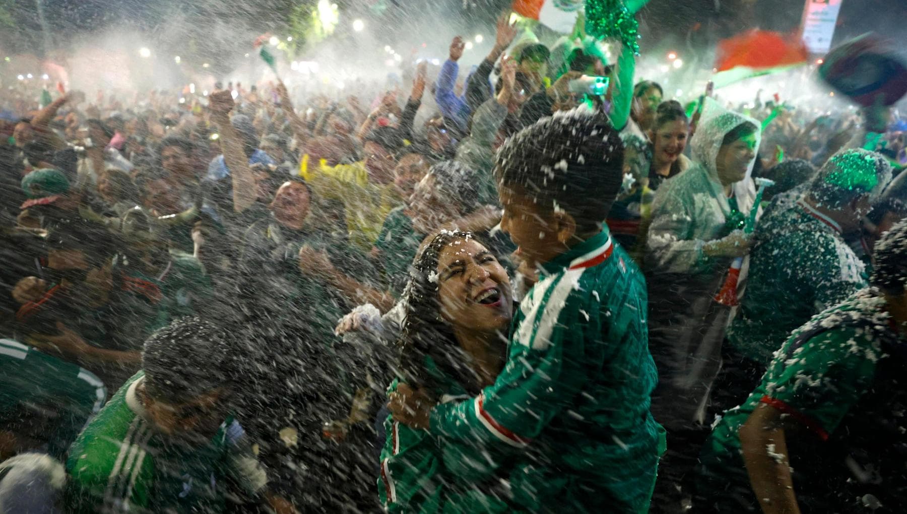 messico due persone morte nei festeggiamenti per la qualificazioni agli ottavi dei mondiali da Repubblica.it messico due persone morte nei festeggiamenti per la qualificazioni agli ottavi dei mondiali