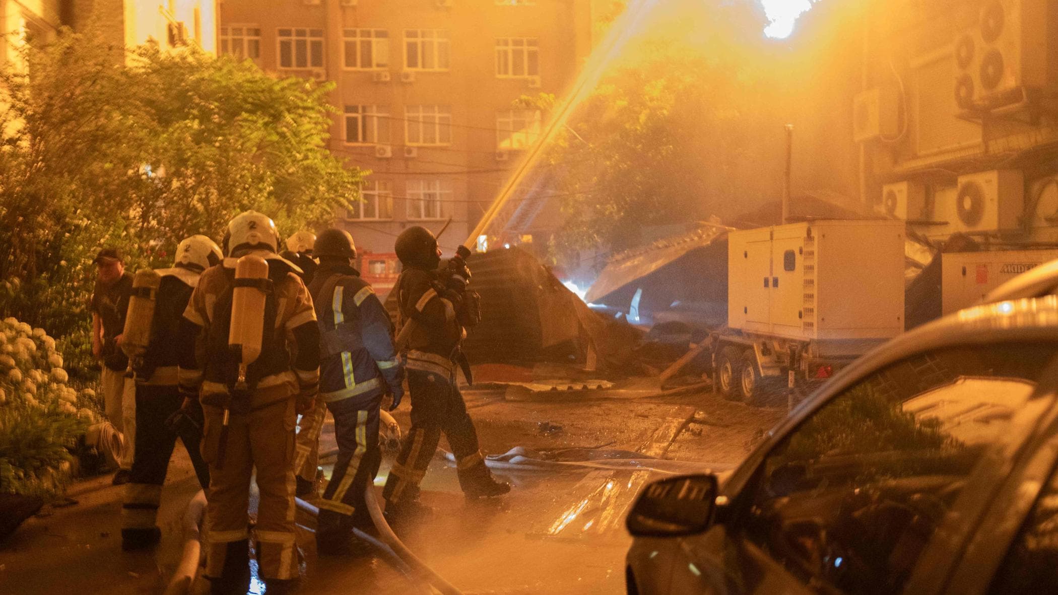 inferno a kiev pioggia di missili russi crolli e incendi colpito anche un pronto soccorso da Repubblica.it inferno a kiev pioggia di missili russi crolli e incendi colpito anche un pronto soccorso