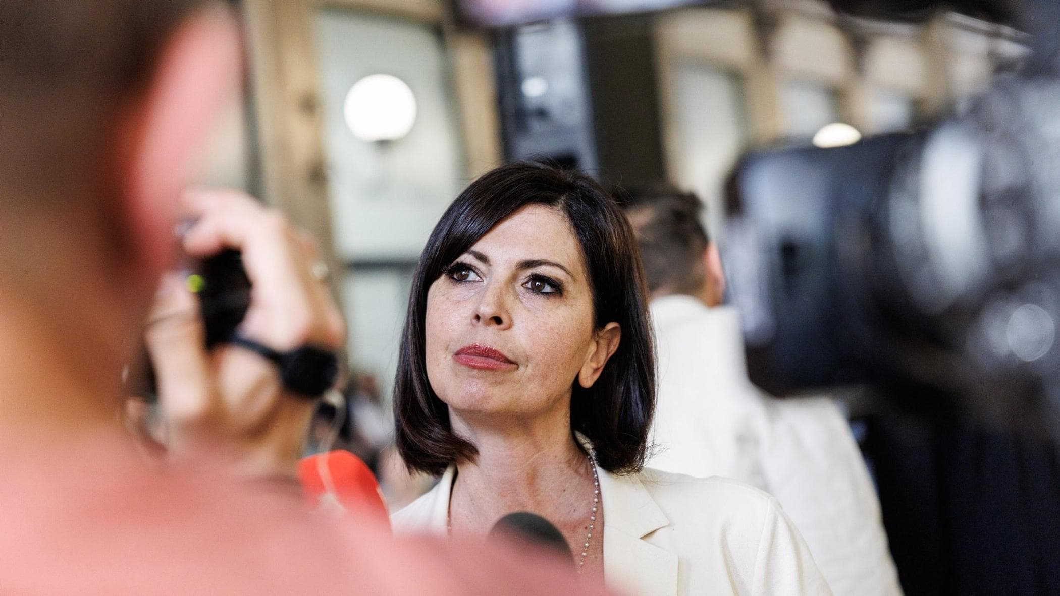 rai azzerata la vigilanza l8217opposizione lascia denunciare non 232 servito da Repubblica.it rai azzerata la vigilanza l8217opposizione lascia denunciare non 232 servito