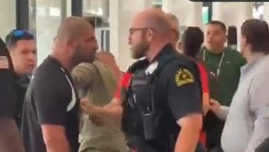 L’Egitto arriva a Dallas, rissa sfiorata con la polizia per un selfie