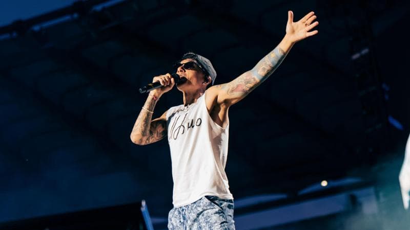 Ultimo, le 5 cose da sapere prima di partire per il concerto, dalle bottigliette al wallet