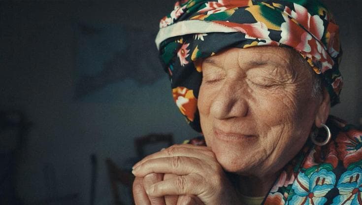 “Femmenell”, il docufilm che racconta l’anima di Napoli più lontana dal folkrore