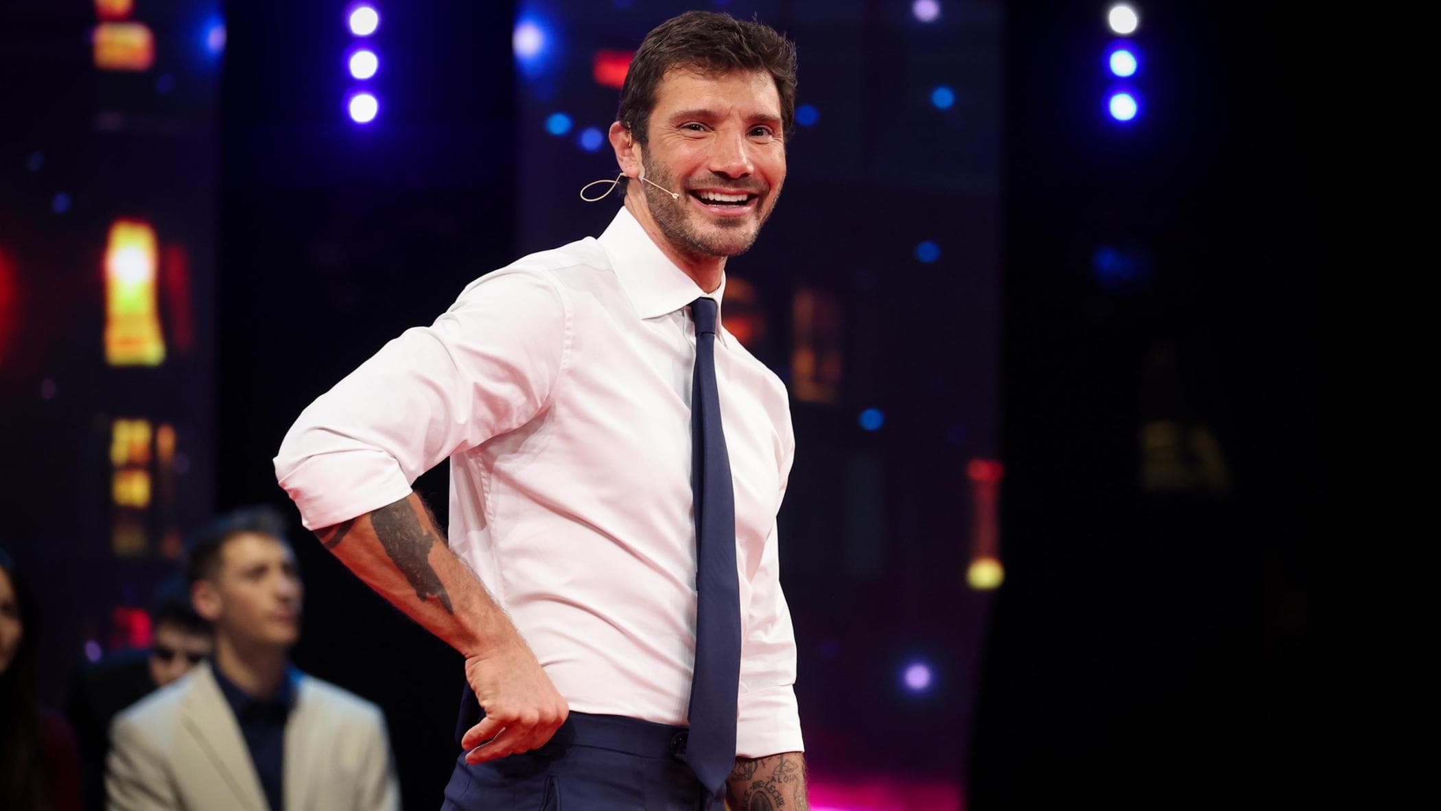 la rai blinda i palinsesti e punta su de martino cos236 cambio sanremo lo voglio internazionale da Repubblica.it la rai blinda i palinsesti e punta su de martino cos236 cambio sanremo lo voglio internazionale