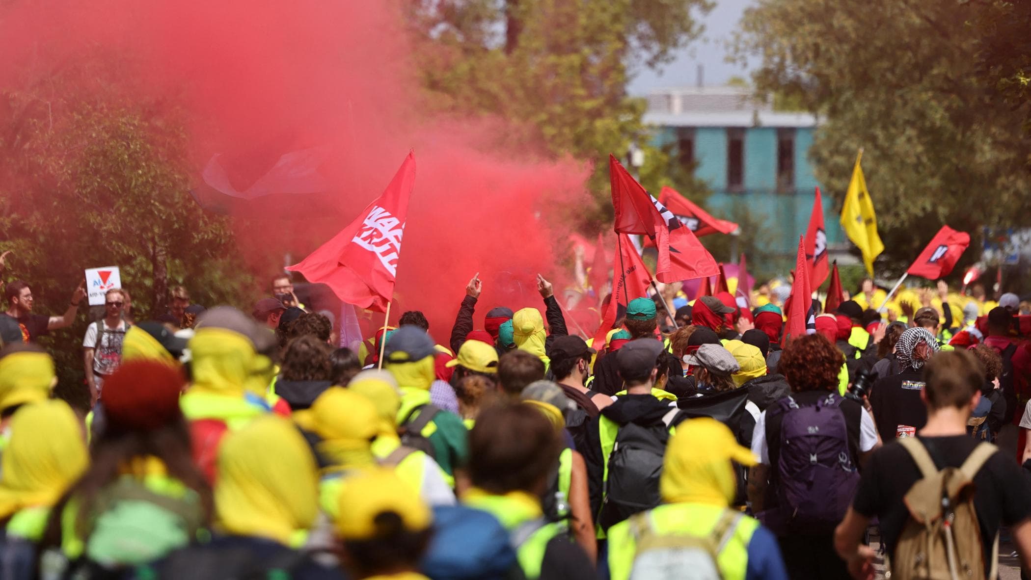 congresso afd tra blocchi e proteste weidel noi il partito del popolo non ci fermerete da Repubblica.it congresso afd tra blocchi e proteste weidel noi il partito del popolo non ci fermerete