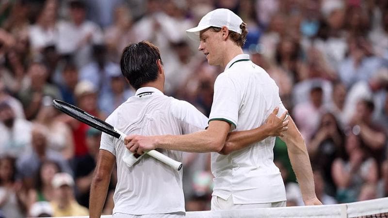 Shintaro Mochizuki e Jannik Sinner a Wimbledon