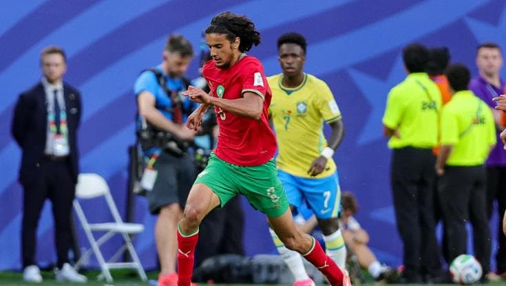 Bouaddi in azione contro il Brasile