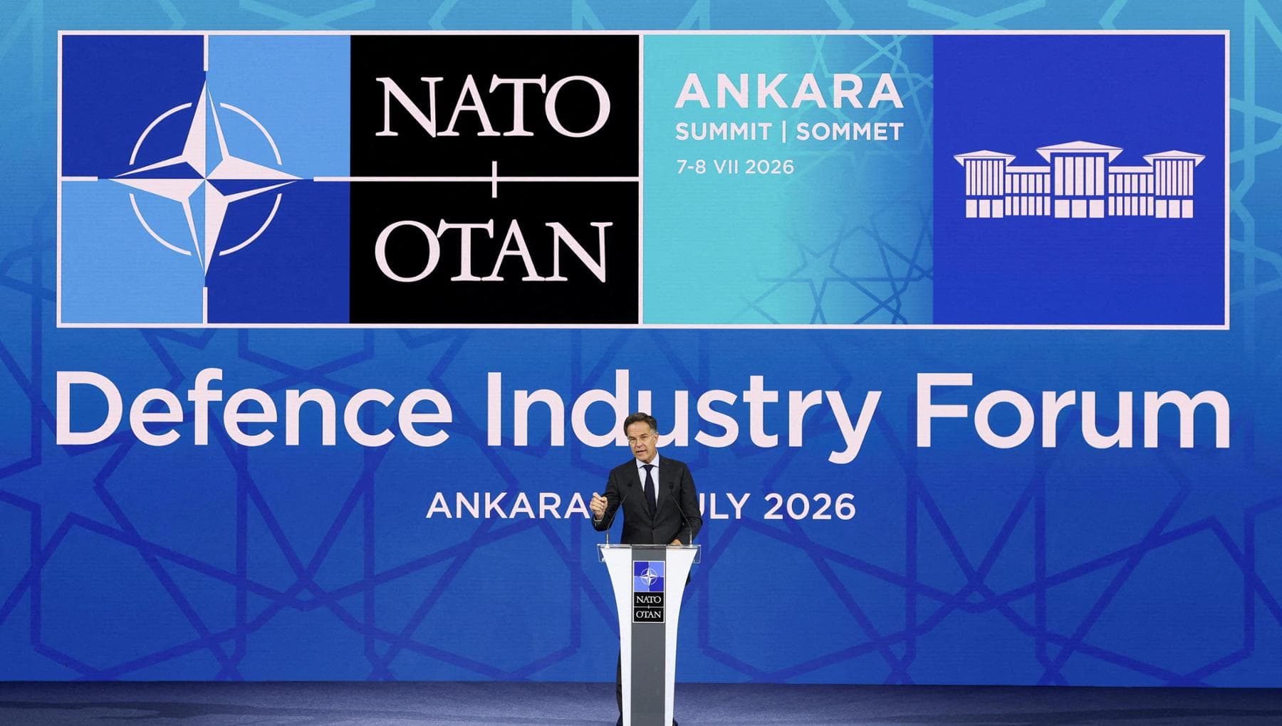 vertice nato ad ankara altro che peace and love da Repubblica.it vertice nato ad ankara altro che peace and love