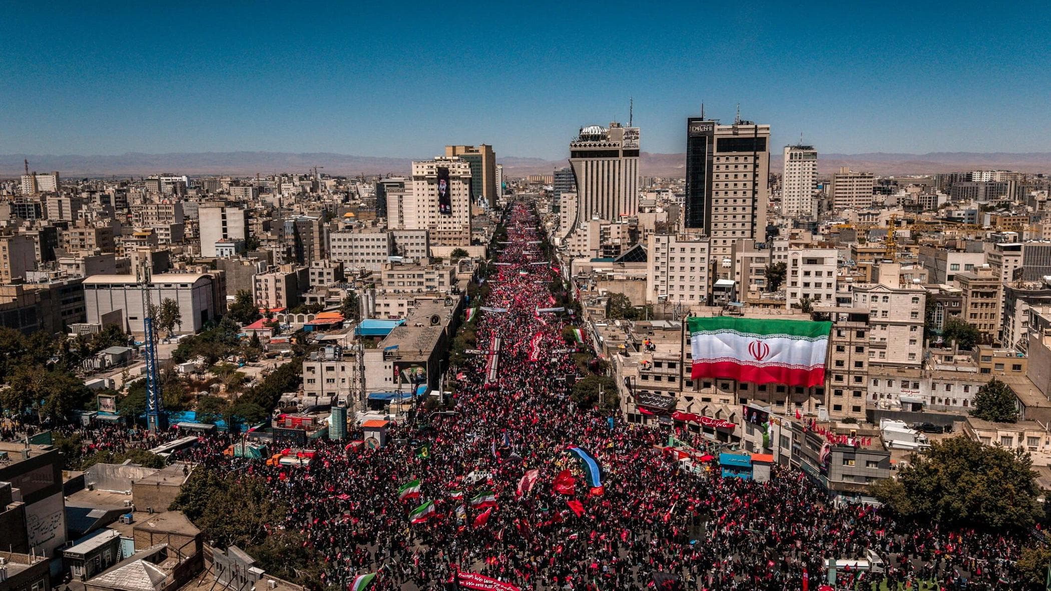 iran attacchi incrociati pu242 durare un mese tumulato l8217ayatollah khamenei da Repubblica.it iran attacchi incrociati pu242 durare un mese tumulato l8217ayatollah khamenei