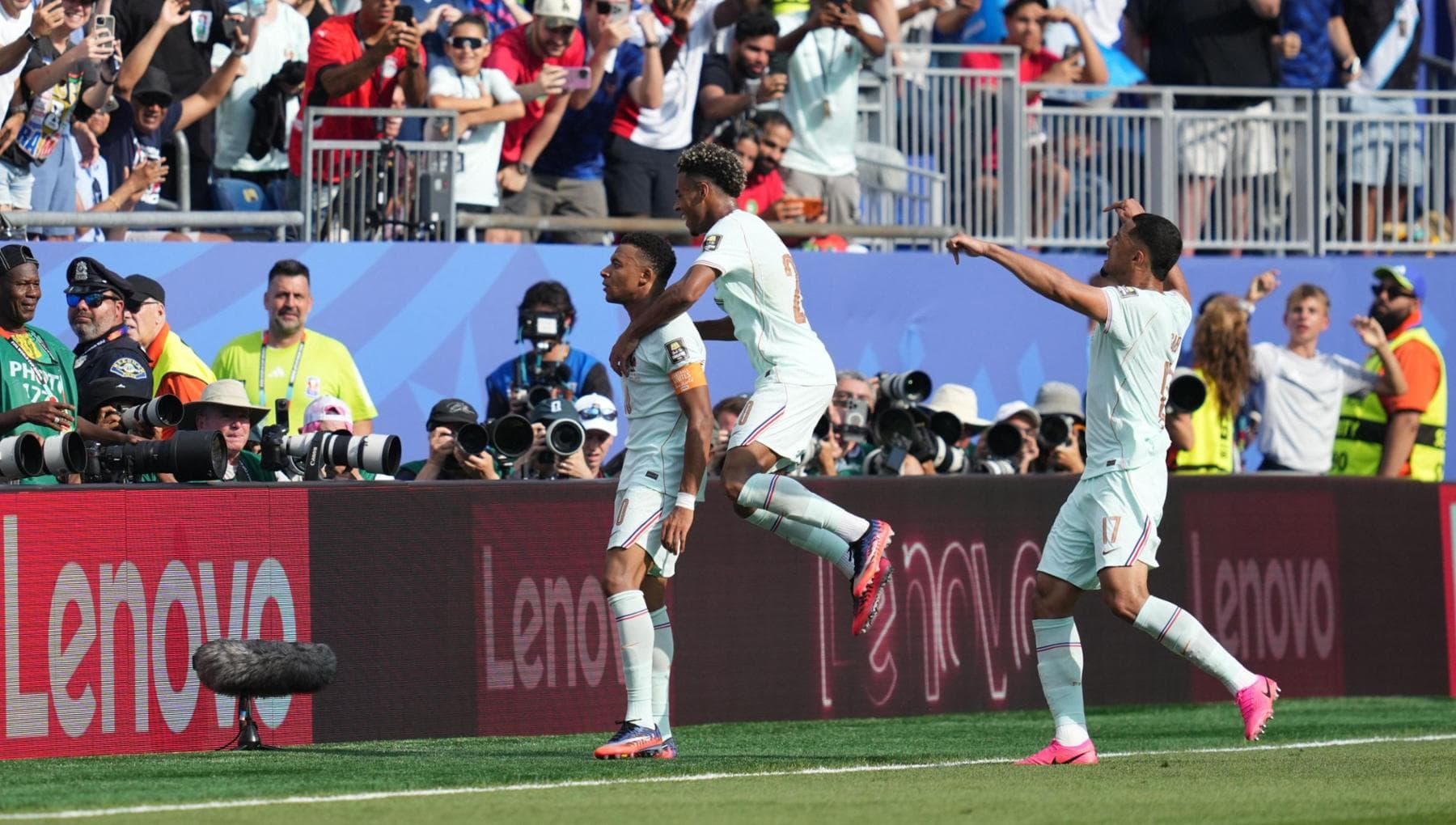 mbapp233 sbaglia un rigore poi elimina il marocco 2 0 francia in semifinale da Repubblica.it mbapp233 sbaglia un rigore poi elimina il marocco 2 0 francia in semifinale
