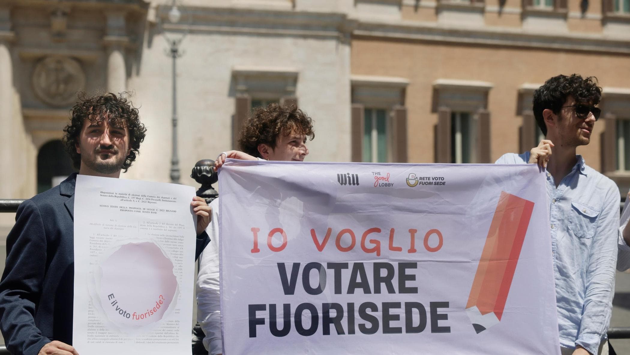 legge elettorale emendamento della maggioranza per voto ai fuori sede da Repubblica.it legge elettorale emendamento della maggioranza per voto ai fuori sede