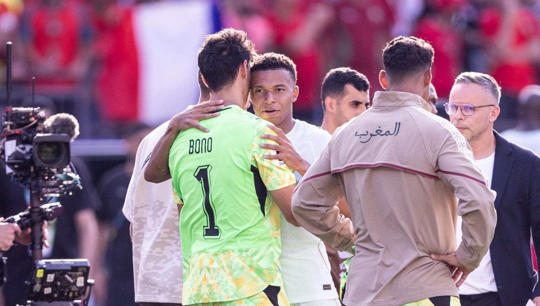 Bounou e il trucco dell’ipnosi: così il portiere del Marocco para i rigori