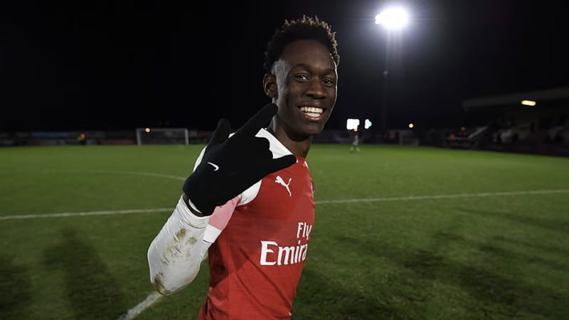 Folarin Balogun nel 2019, quando era uno "young gun" dell'Arsenal