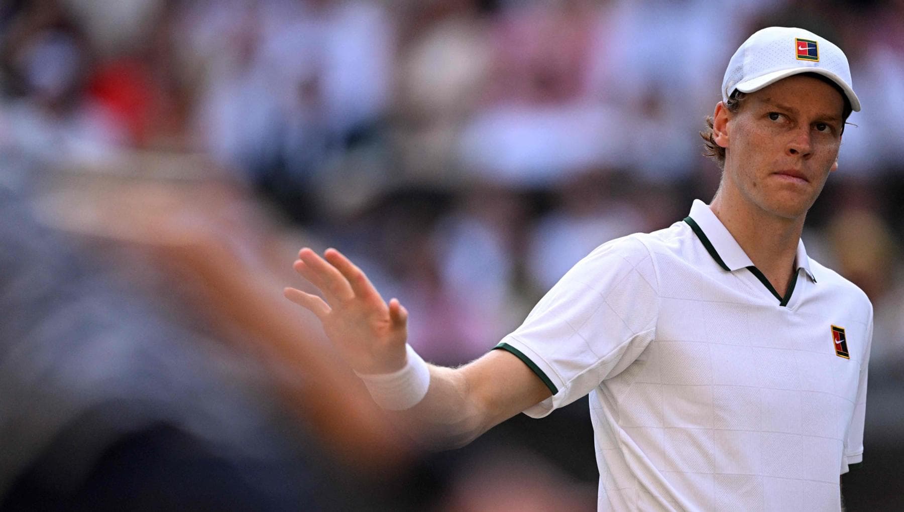 contro nole riecco jannik lo schiacciasassi da Repubblica.it contro nole riecco jannik lo schiacciasassi