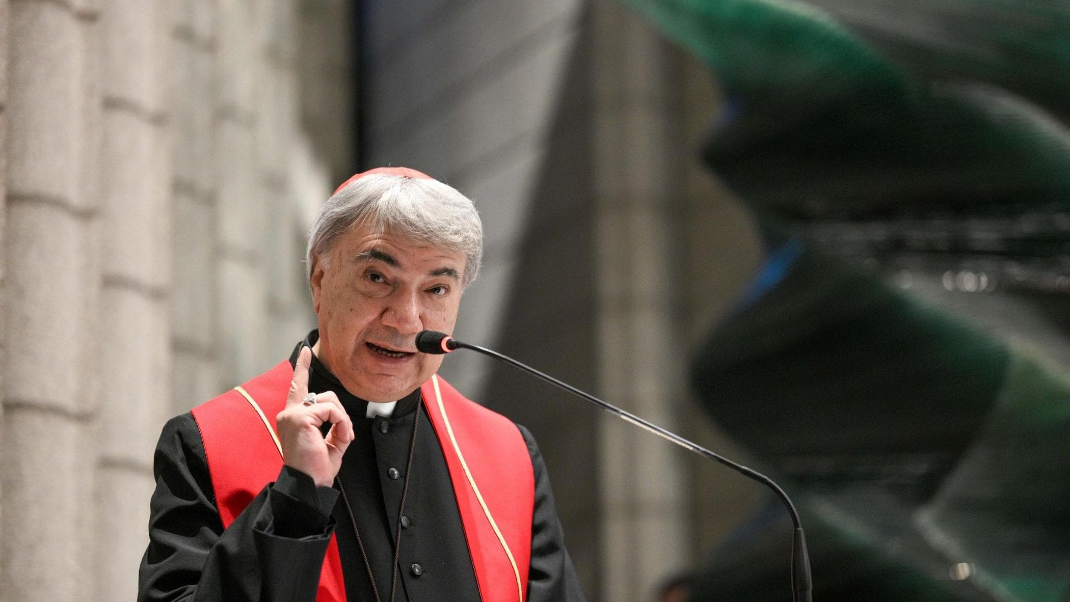il cardinale di napoli battaglia quella pistola al vertice nato 232 lo scandalo che si fa souvenir da Repubblica.it il cardinale di napoli battaglia quella pistola al vertice nato 232 lo scandalo che si fa souvenir