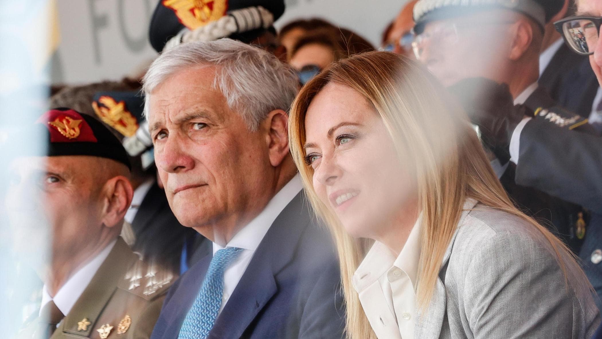 non ci intimidiscono ma a palazzo chigi l8217allerta resta massima da Repubblica.it non ci intimidiscono ma a palazzo chigi l8217allerta resta massima