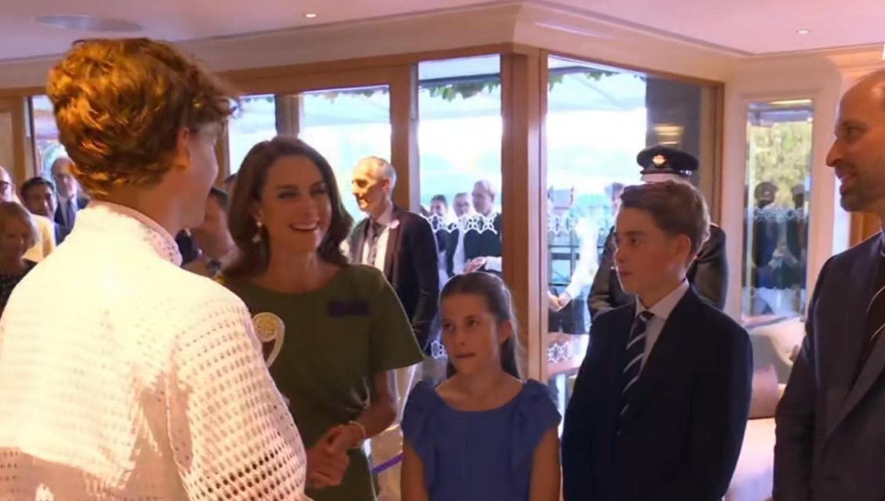 sinner con la famiglia reale ai principini george e charlotte giocate a tennis da Repubblica.it sinner con la famiglia reale ai principini george e charlotte giocate a tennis