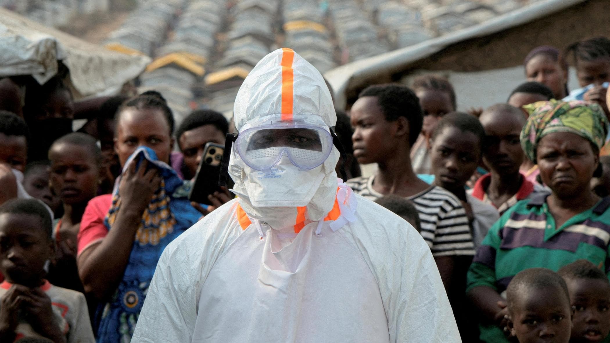 Kongo'da Ebola daha önce hiç olmadığı gibi yayılıyor. Ancak sağlık çalışanları grevde: 'Bize ödeme yapmıyorlar'