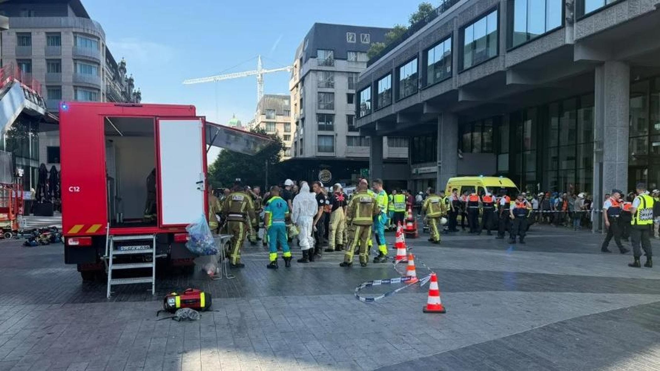 Brüksel'de bir binada yangın: En az on ölü ve kayıplar var