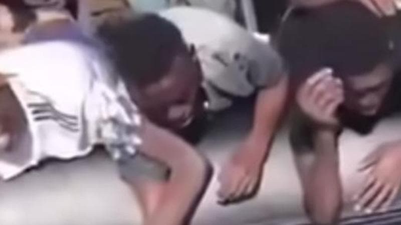 Nuovo naufragio nel Mediterraneo, 50 dispersi. A Lampedusa arrivato un giovane tetraplegico