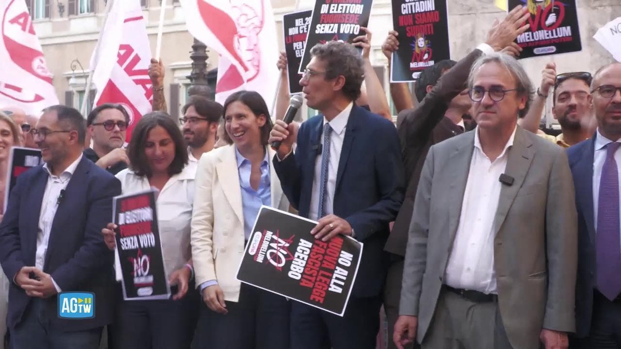 Legge elettorale, da Schlein a Conte il campo largo in piazza: "Meloni deve dimettersi"