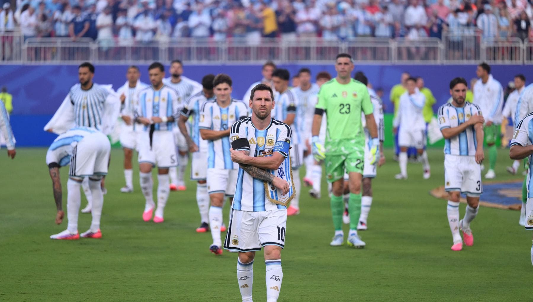 Con Messi viaggiatori