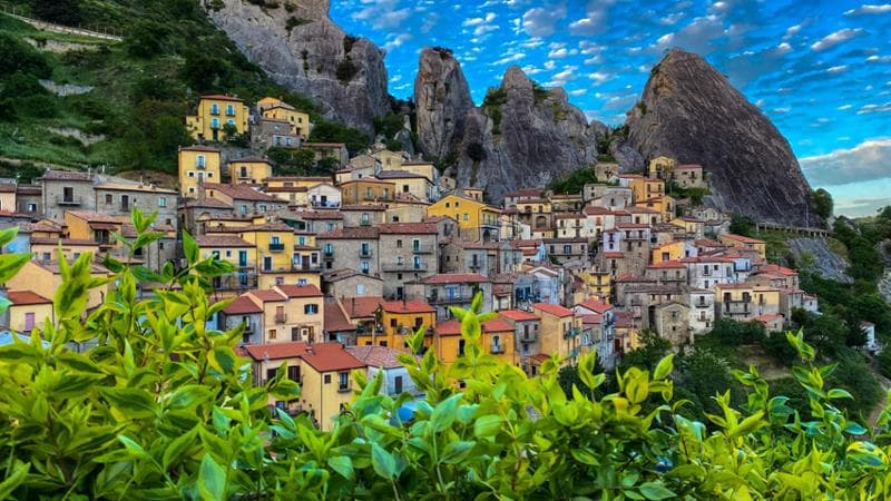 Castelmezzano (Basilicata - foto Lorenzo Palazzo)