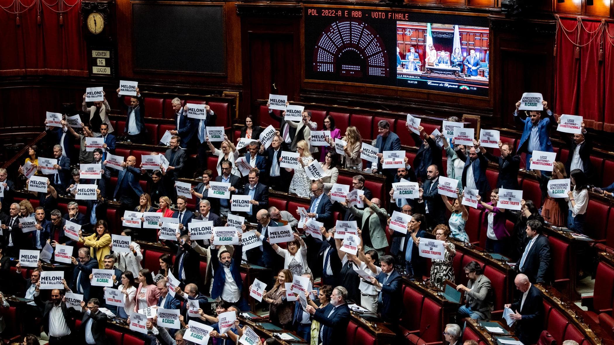 La legge elettorale e il metodo Infantino