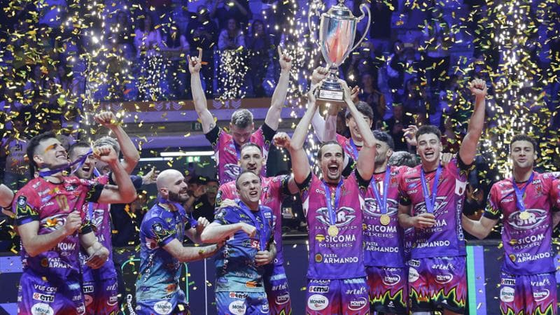 La festa di Simone Giannelli e di Perugia per la Champions League 2026 vinta dopo lo scudetto
