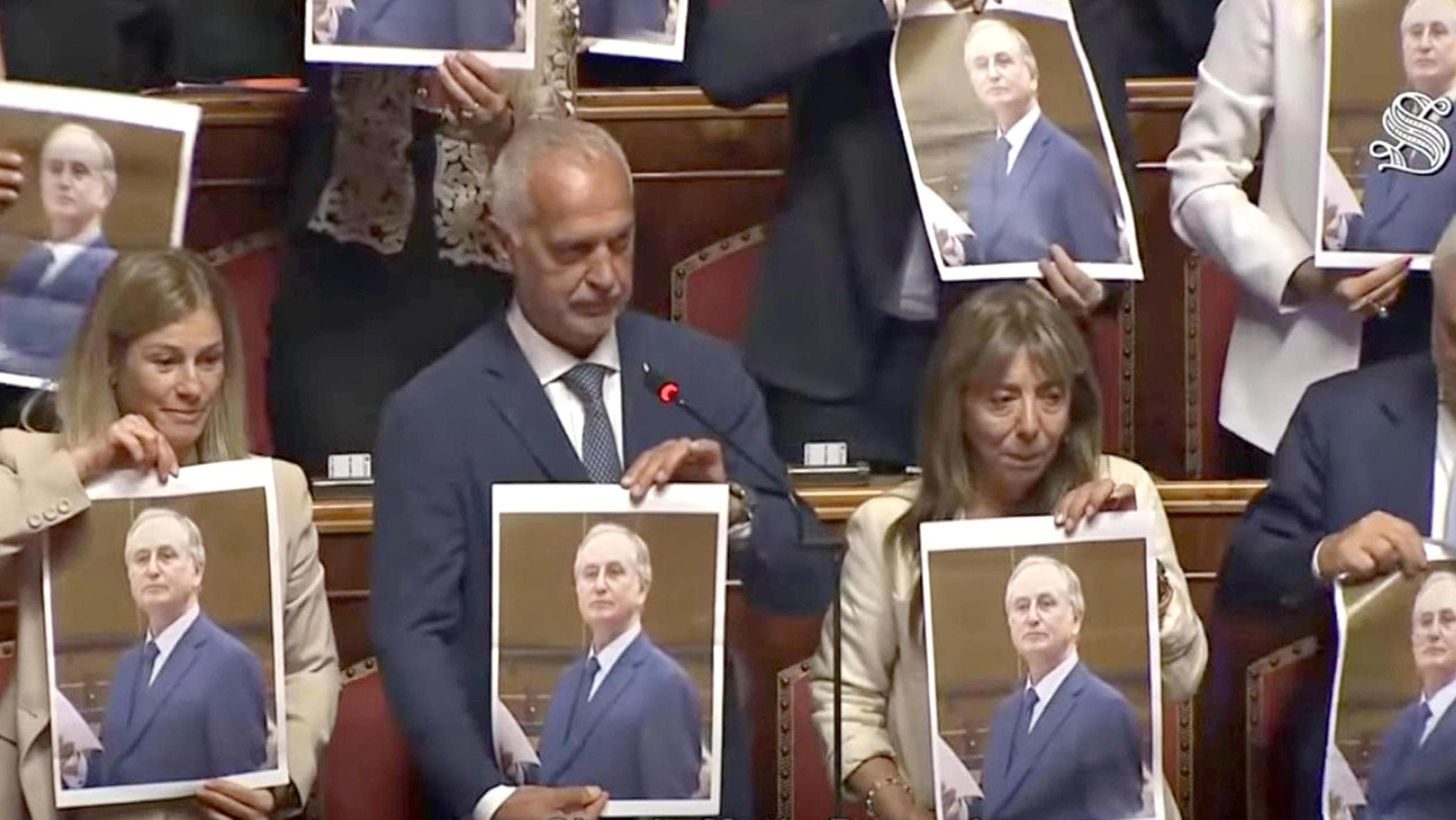 nordio grazia a roggero poi lo stop di mattarella ma c8217era l8217input di meloni da Repubblica.it nordio grazia a roggero poi lo stop di mattarella ma c8217era l8217input di meloni