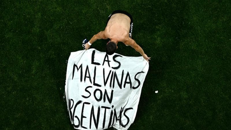 Di chi sono le Falkland/Malvine (ne riparliamo tra quattro anni)