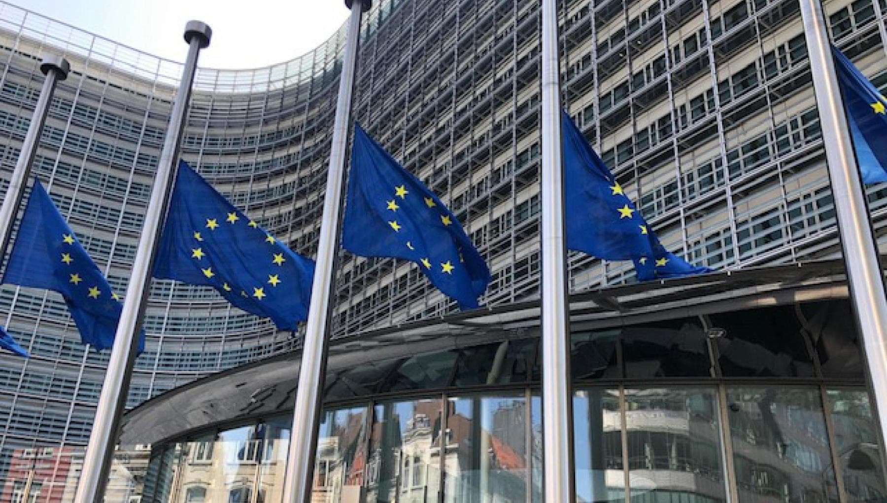 dallo stop al diritto di veto a una difesa comune europea la lettera appello dei riformisti dem da Repubblica.it dallo stop al diritto di veto a una difesa comune europea la lettera appello dei riformisti dem