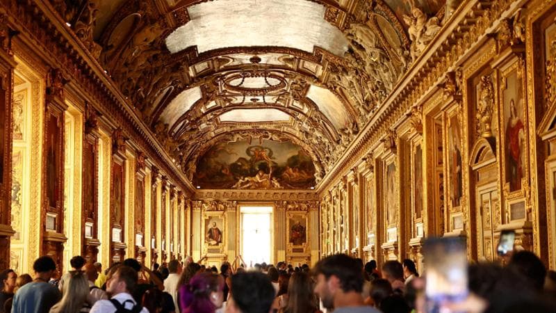 La Galleria di Apollo, Louvre