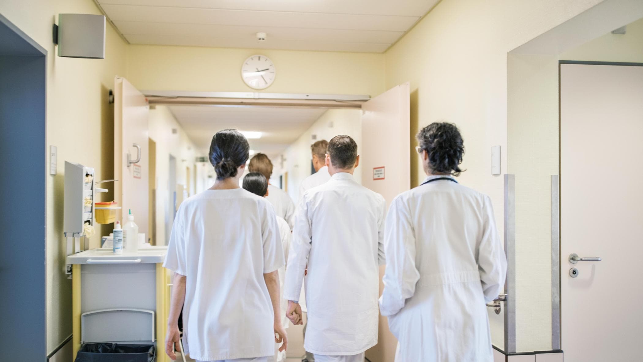 reintegro medici no vax i dubbi di forza italia e online avviata una petizione per bloccarlo da Repubblica.it reintegro medici no vax i dubbi di forza italia e online avviata una petizione per bloccarlo