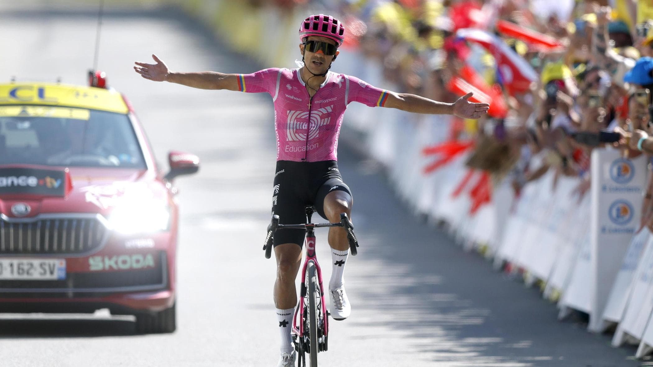 carapaz vince a orci232res merlette pogacar gestisce alla vigilia della doppia alpe d8217huez da Repubblica.it carapaz vince a orci232res merlette pogacar gestisce alla vigilia della doppia alpe d8217huez