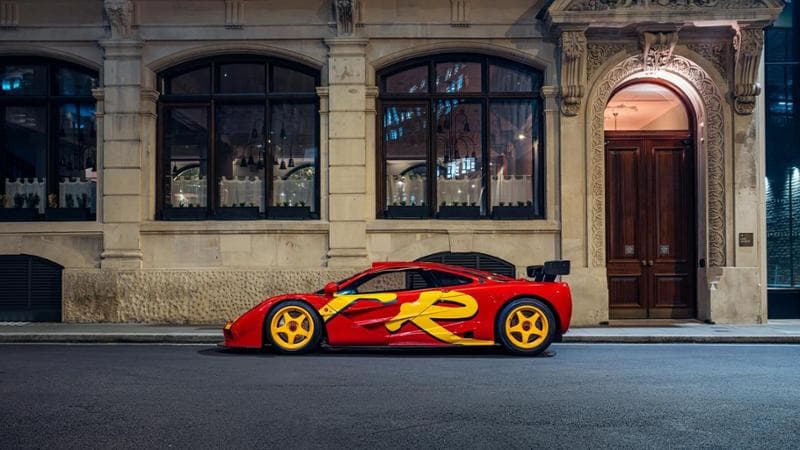 Pink Floyd'un davulcusu Nick Mason'ın McLaren “F1 Pop Art” eseri açık artırmada. İnanılmaz fiyat