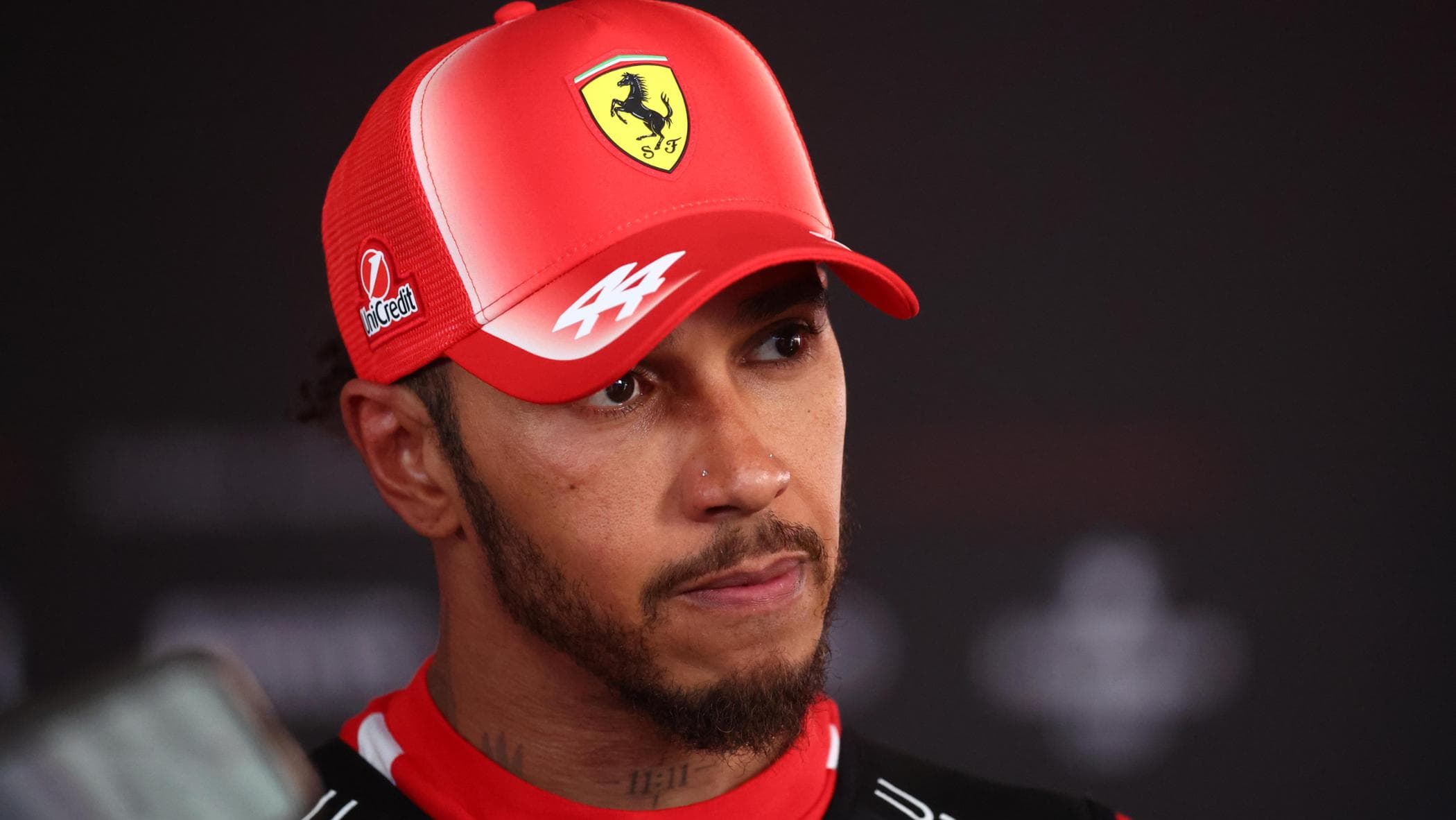 Così la Ferrari ha buttato un podio sicuro. Hamilton: “Non dovevamo fare quel pit stop”