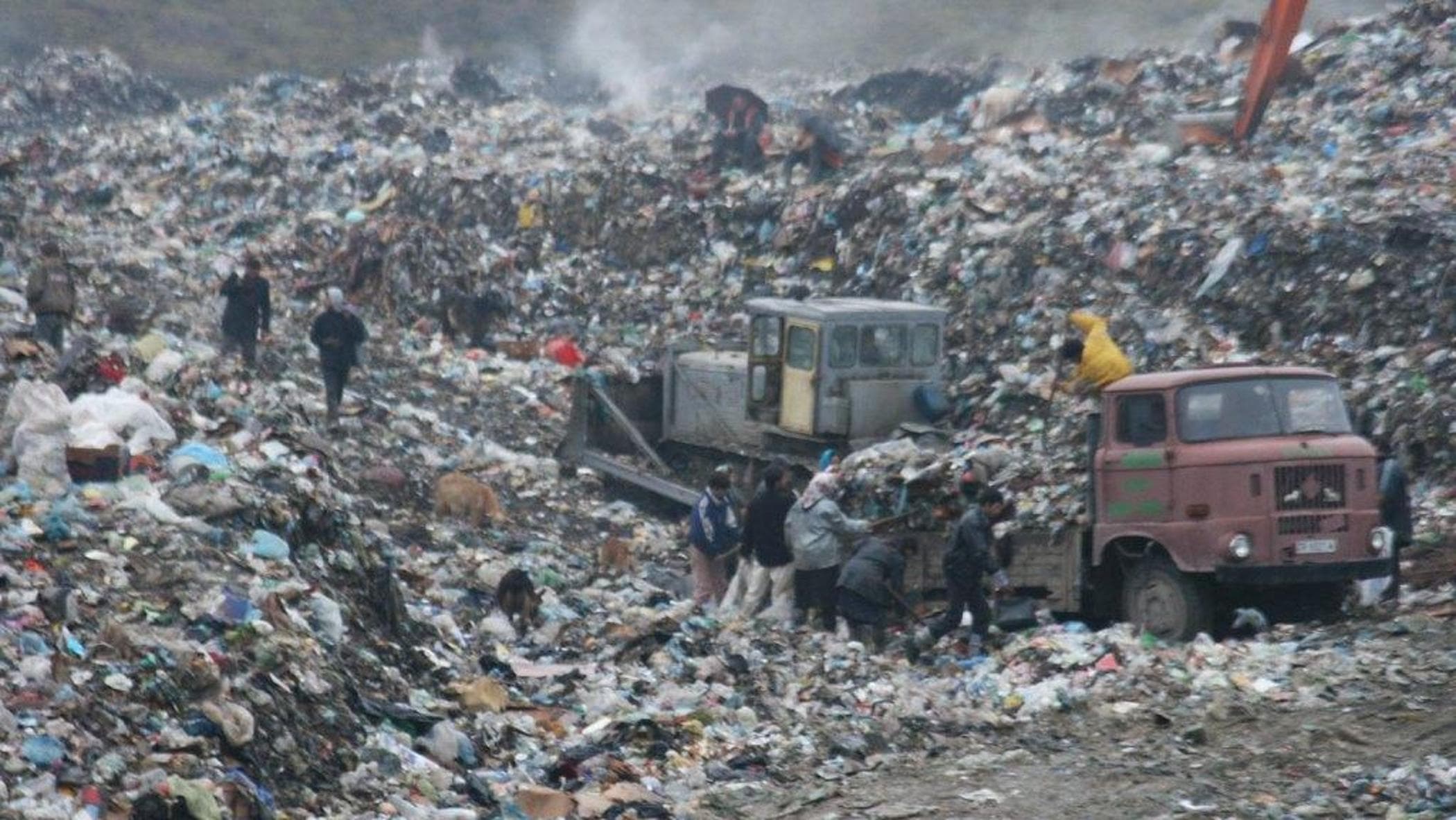Mozambik, bir şehirde atıkların toplandığı 19 mahalleden yalnızca 5'inde toplanıyor