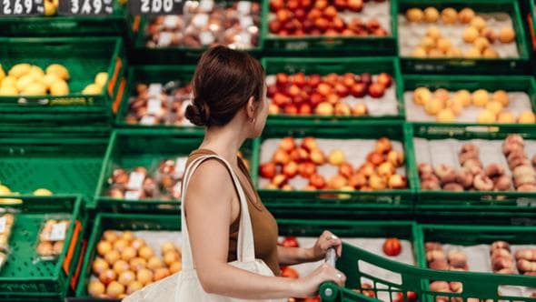 Non compriamo più come una volta. E i negozi stanno imparando a seguirci