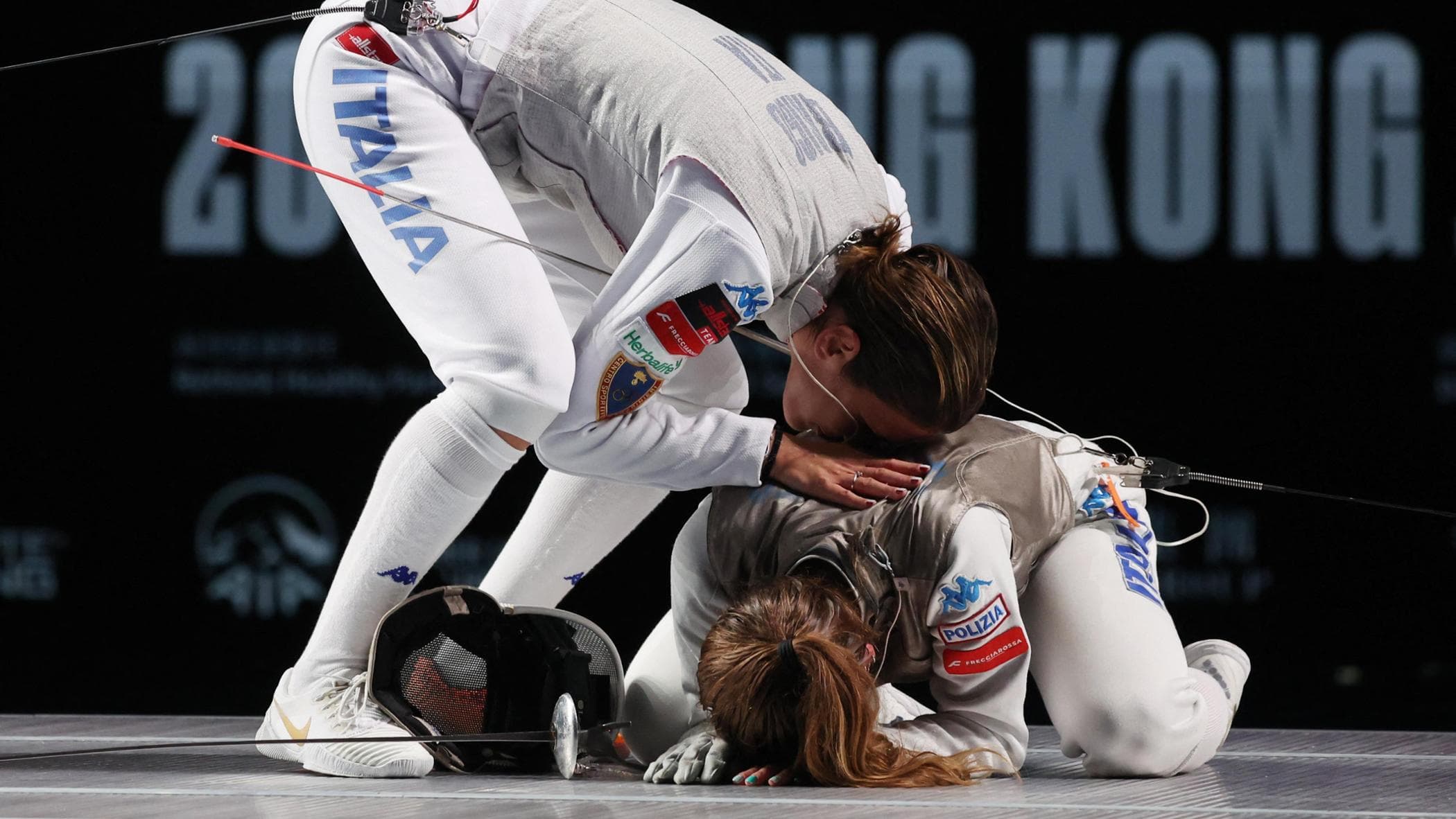 Mondiali di scherma, doppietta Italia: Favaretto oro, batte Errigo e scoppia a piangere