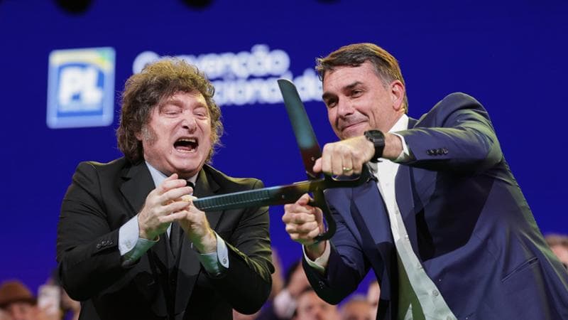 Javier Milei e Flavio Bolsonaro