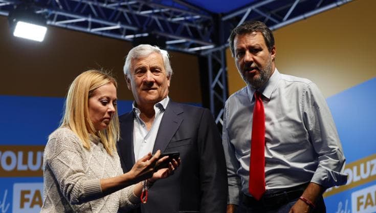 Anteprima: Gli stipendi sono fermi al ‘90 ma c'è la campagna elettorale. E il governo Meloni fa fint…