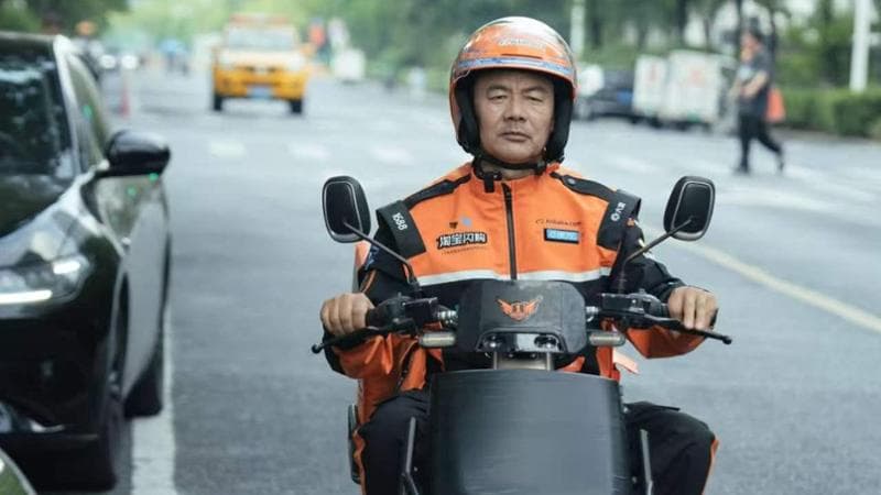 Wang Jibing a lavoro