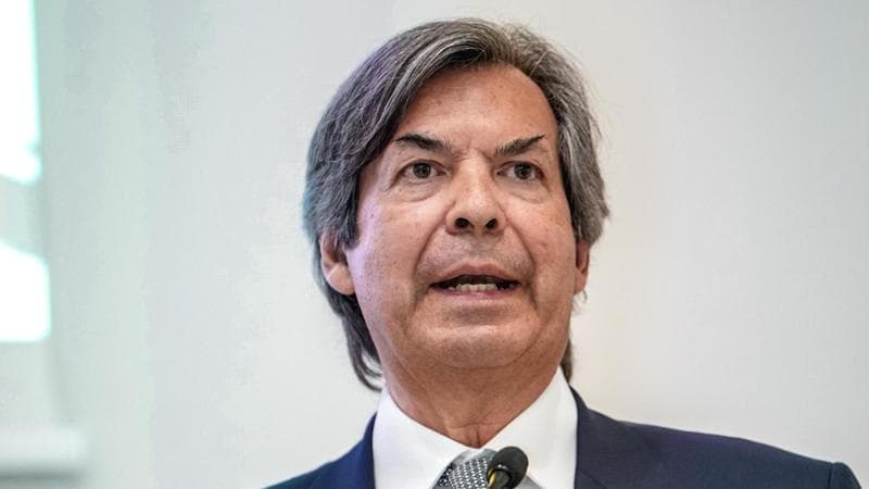 Messina e Cimbri vanno avanti sull’operazione Mps