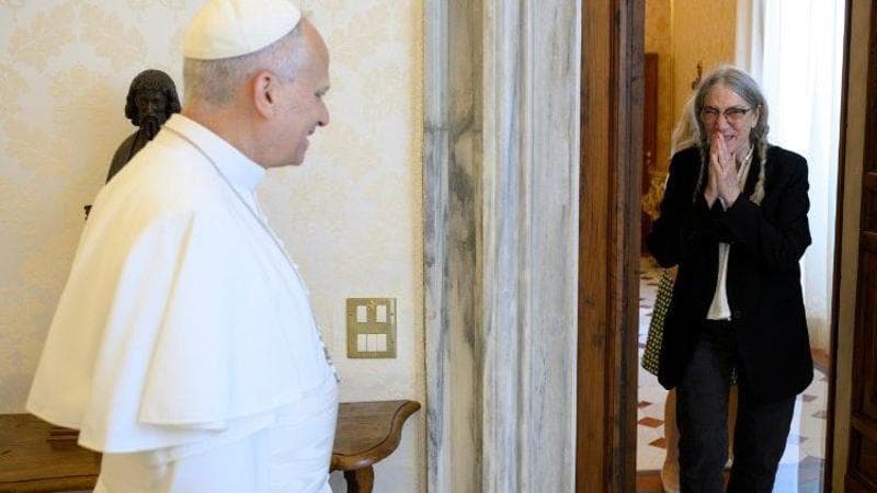 Anteprima: Papa Leone XIV riceve Patti Smith in Vaticano