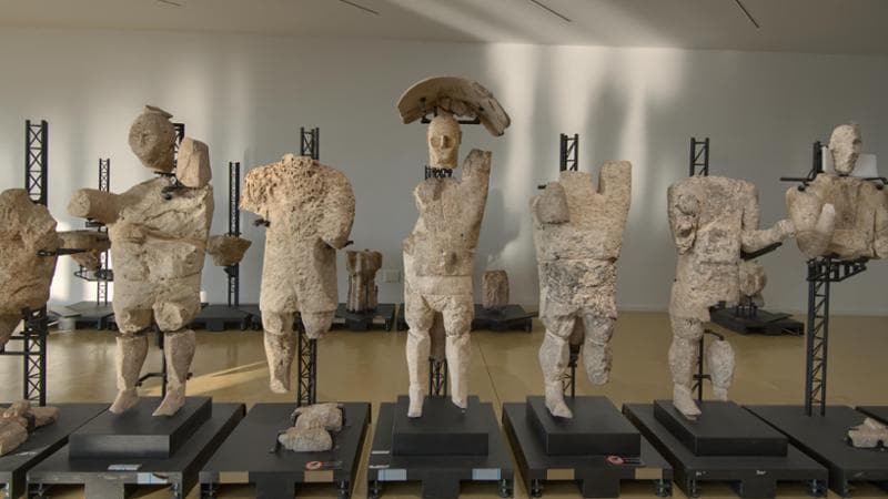 Alcuni dei 27 Giganti di Mont’e Prama  esposti nella nuova ala del Museo Giovanni Marongiu di Cabras (Nicola Castangia)
