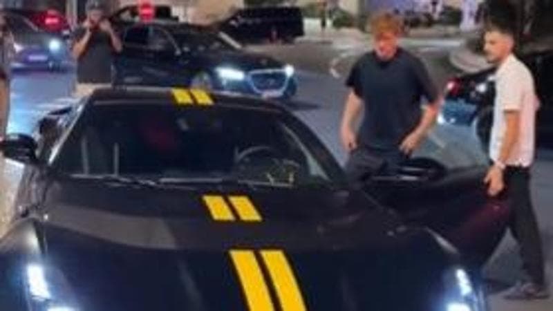 Jannik Sinner e la sua Ferrari